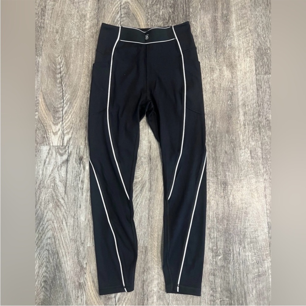 Victoria’s Secret Black Leggings with White Piping Detailing Size Small